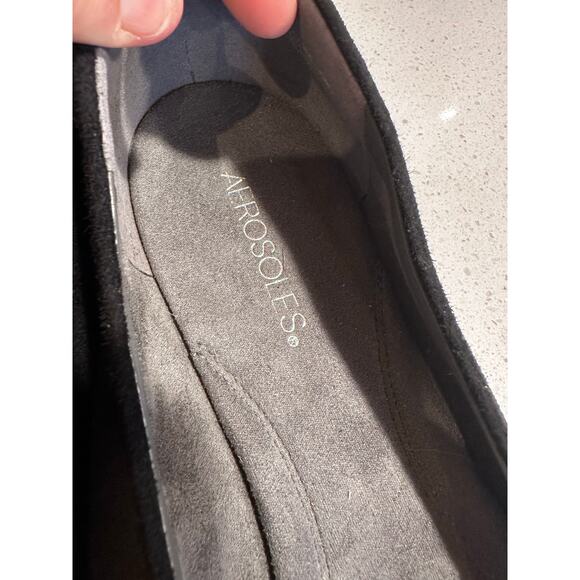 Aerosoles Women's 11 Black Suede Round Toe Flats with Jewel Detail. EUC! - Picture 6 of 7